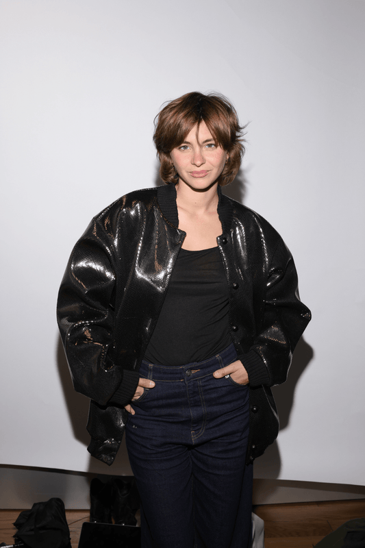 Blouson bomber doré femme tendance, coupe oversize en néoprène, Made in France.